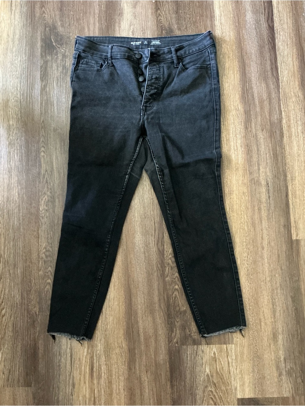 Black High-Rise Button-Fly Women's Skinny Jeans